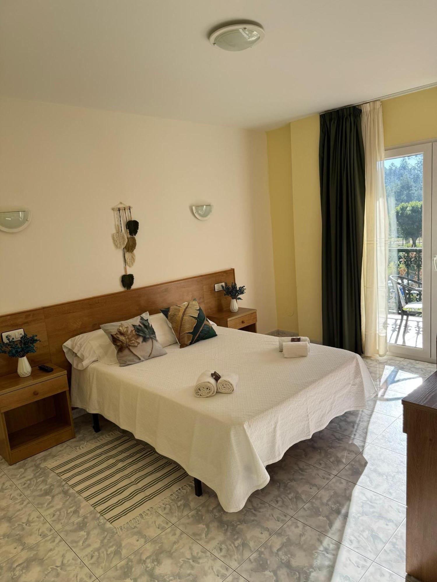 Hotel Campestre Chamuinas Pontevedra Camera foto
